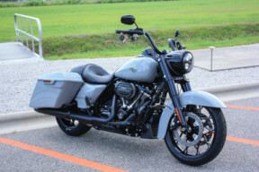2025 Harley-Davidson® Road King™ Special FLHRXS thumb 3