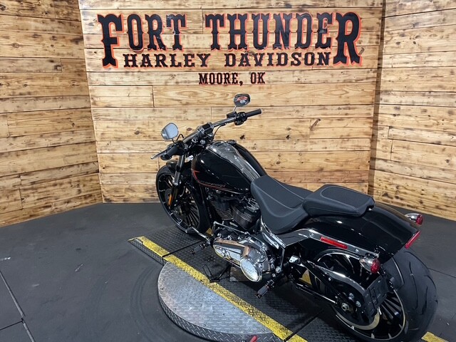Harley-Davidson Breakout 117 2024 FXBR VIVID BLACK - Photo 10