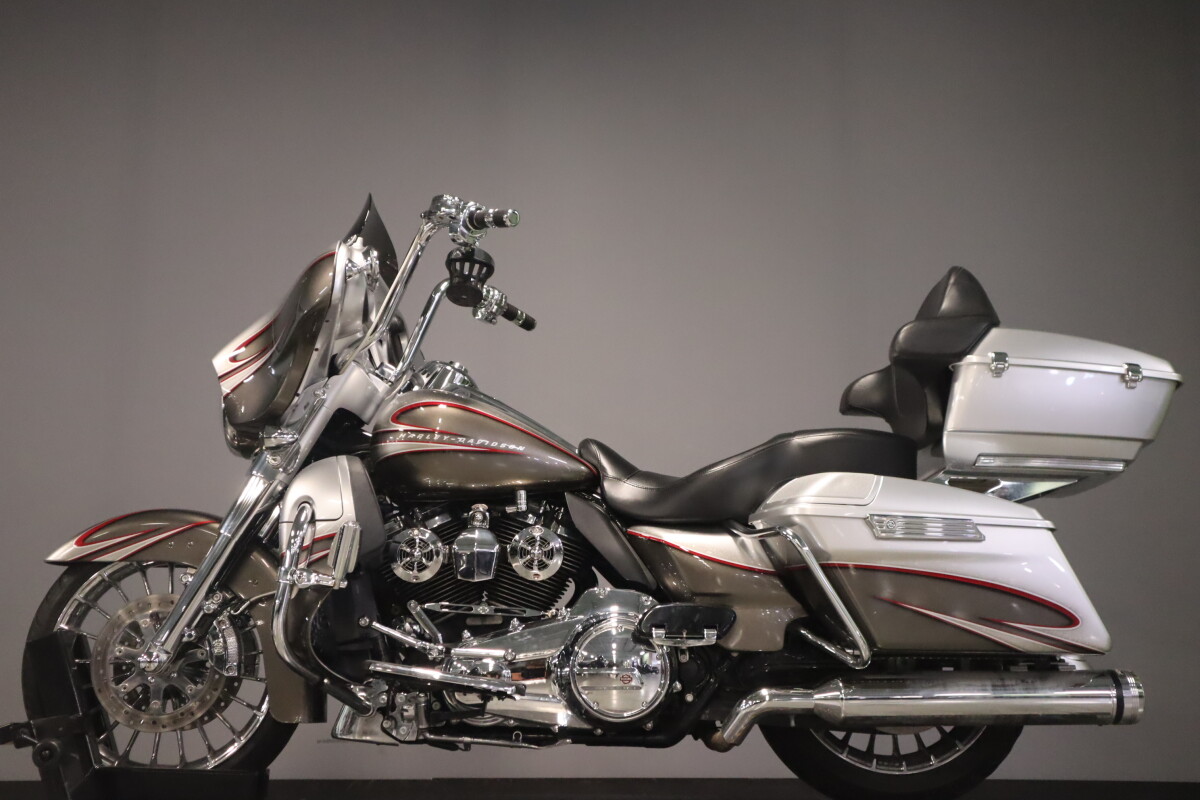 2019 Harley-Davidson Street Glide FLHX - Photo 5