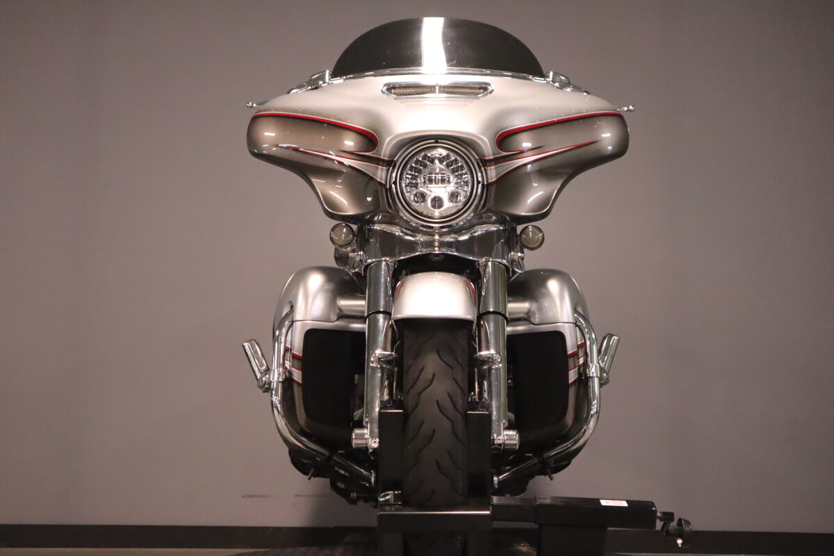 2019 Harley-Davidson Street Glide FLHX - Photo 3