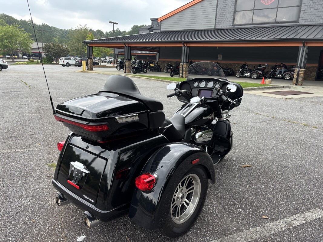 2024 Harley-Davidson Tri Glide Ultra - Photo 4