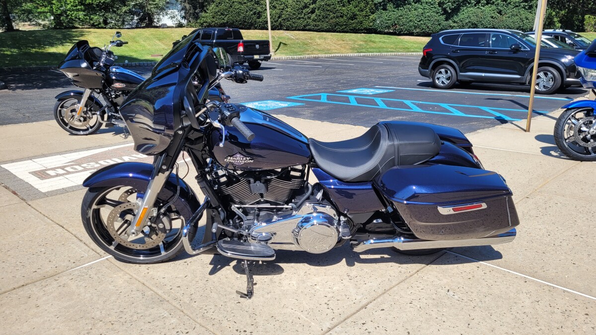 2025 Harley-Davidson Street Glide - Photo 3