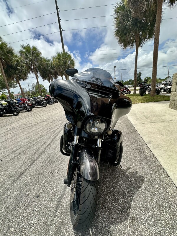 Street Glide Special w/ 124 ci Engine! - Photo 3