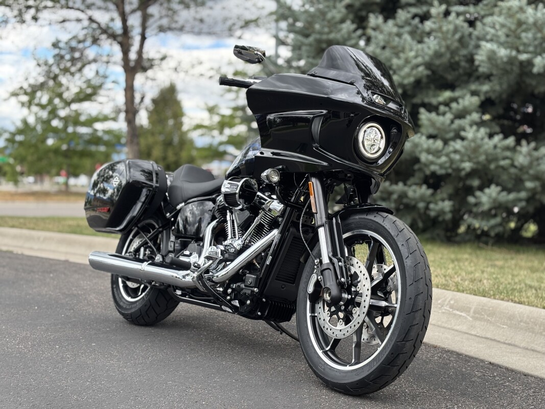 2025 Harley-Davidson Low Rider ST Vivid Black - Photo 2