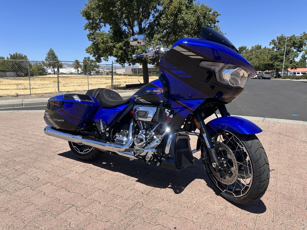 FLTRXSE 2025 CVO™ Road Glide™
