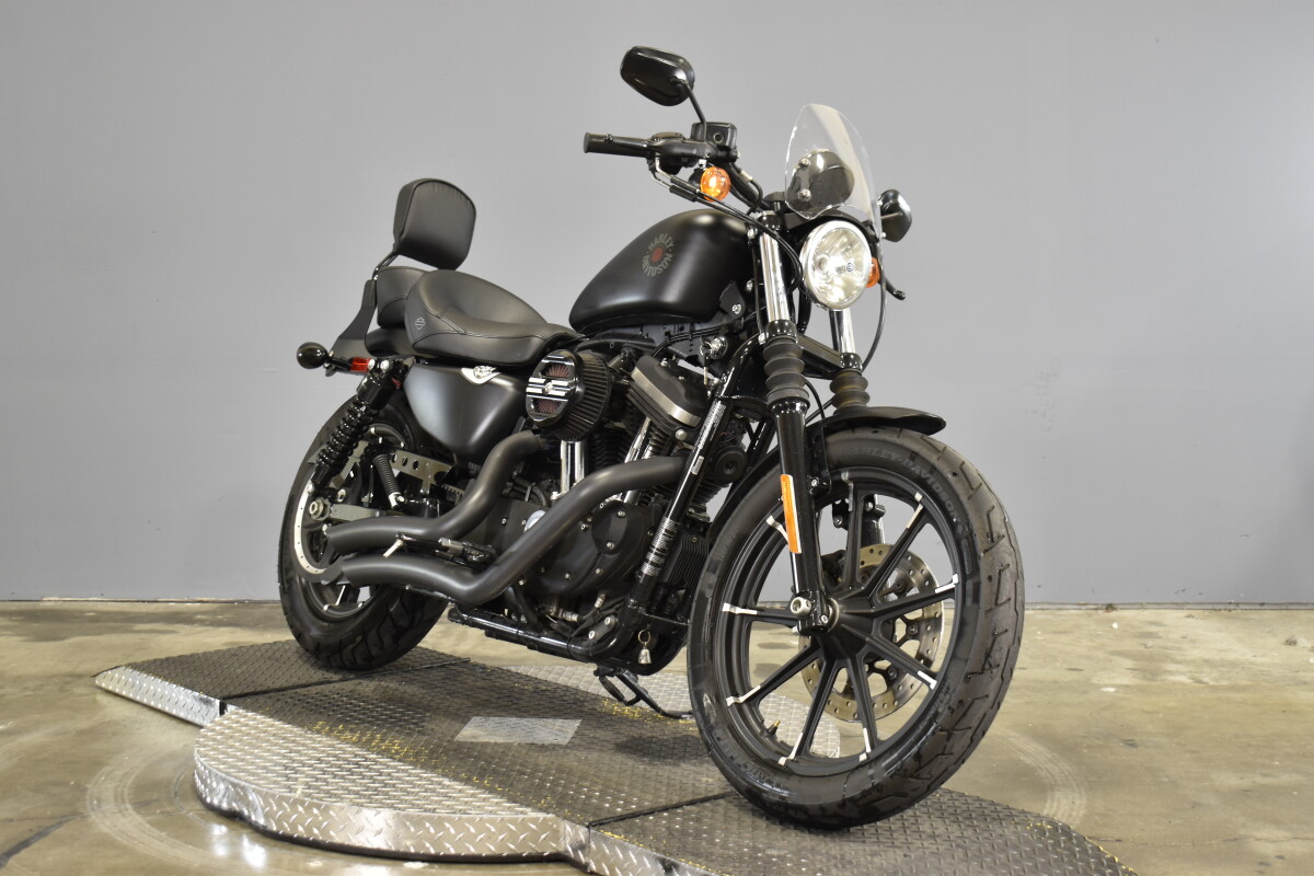 2021 Harley-Davidson Iron 883 XL 883N - Photo 2