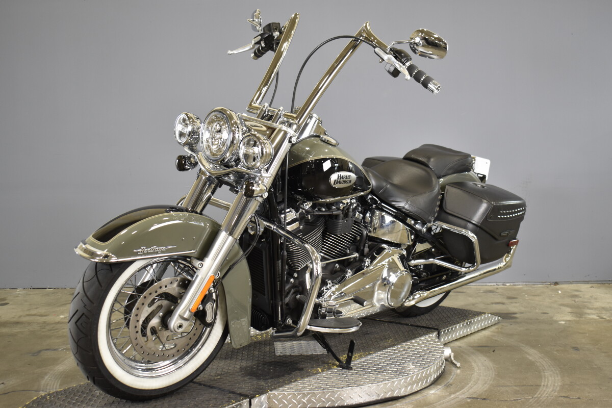 2021 Harley-Davidson Heritage Classic 107 FLHC - Photo 4