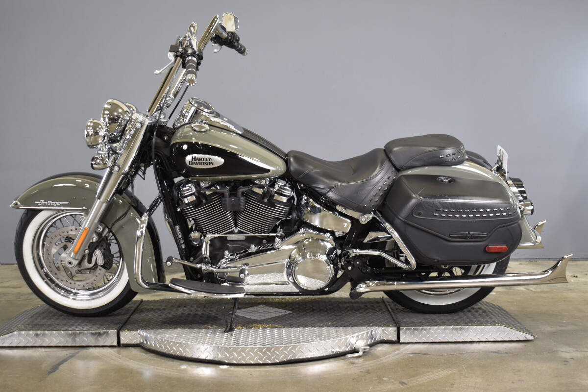 2021 Harley-Davidson Heritage Classic 107 FLHC - Photo 5