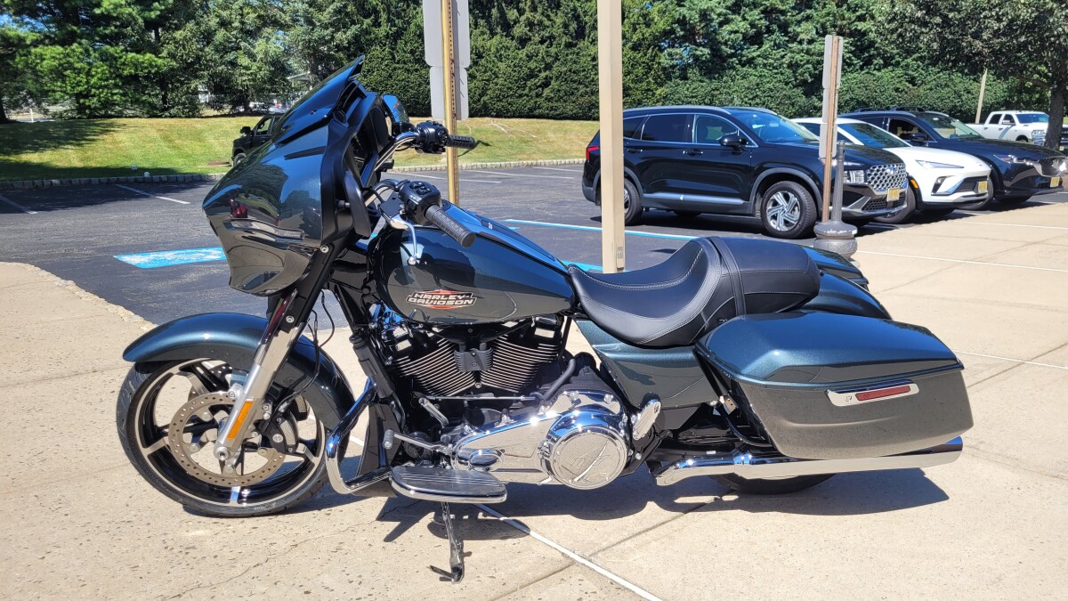 2025 Harley-Davidson Street Glide - Photo 3