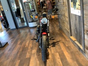 Harley-Davidson® Iron 883™ 2019 XL 883N U110-19 Wicked Red thumb 3