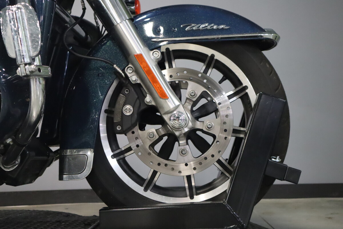 2016 Harley-Davidson Electra Glide Ultra Classic FLHTCU - Photo 10