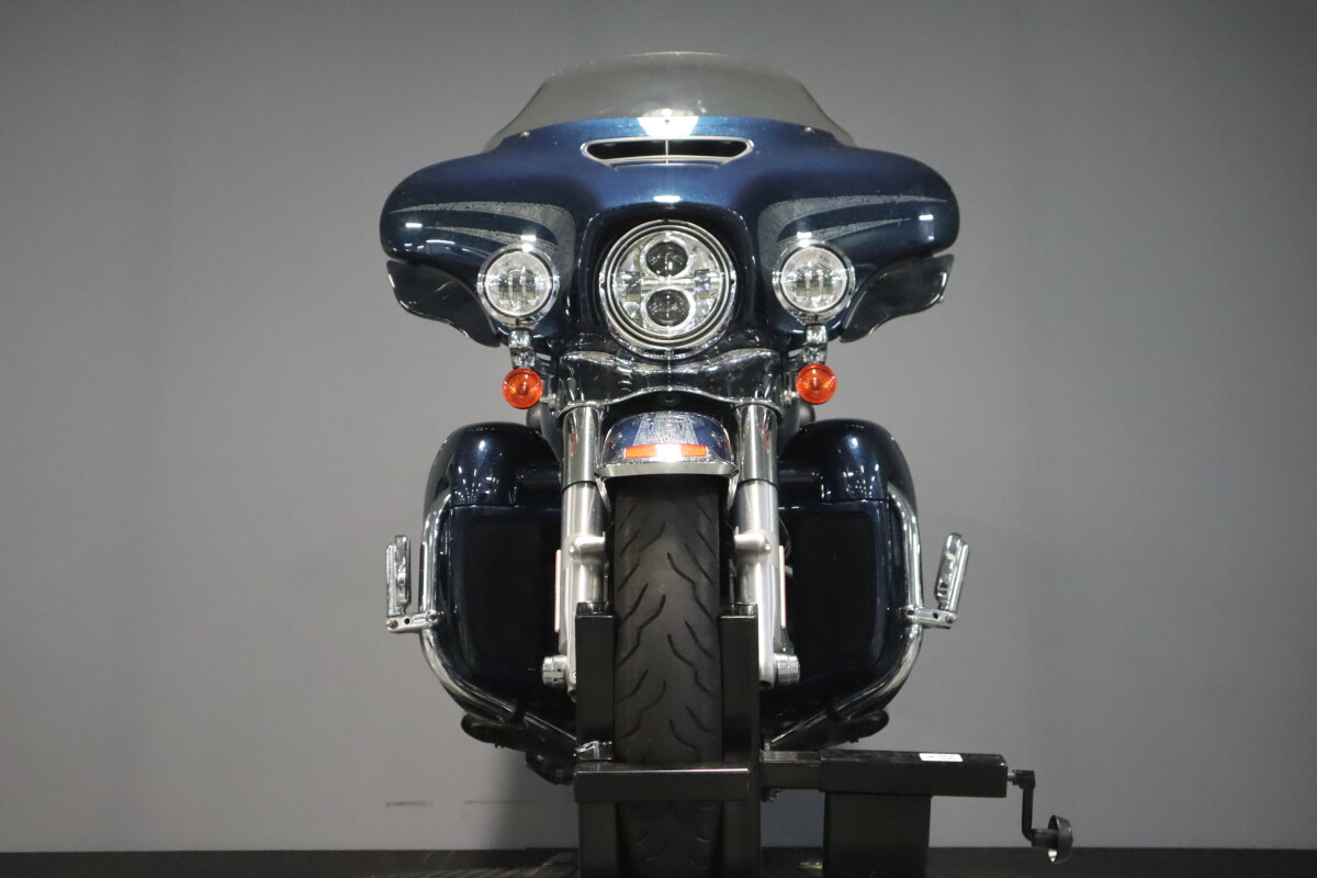 2016 Harley-Davidson Electra Glide Ultra Classic FLHTCU - Photo 3