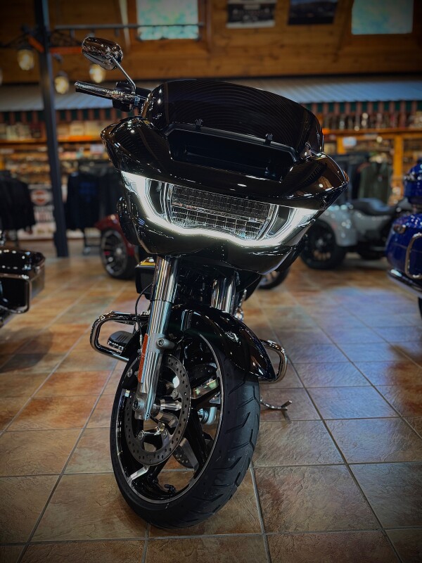 2025 Harley-Davidson Road Glide Vivid Black - Photo 7