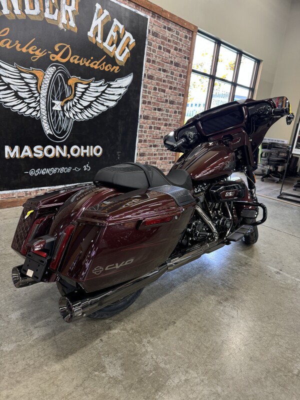 2024 Harley-Davidson CVO Street Glide FLHXSE - Photo 7