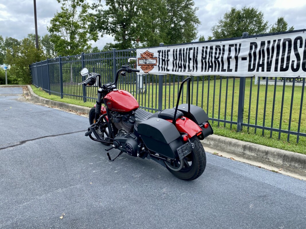 2022 Harley-Davidson Street Bob 114 Redline Red - Photo 4