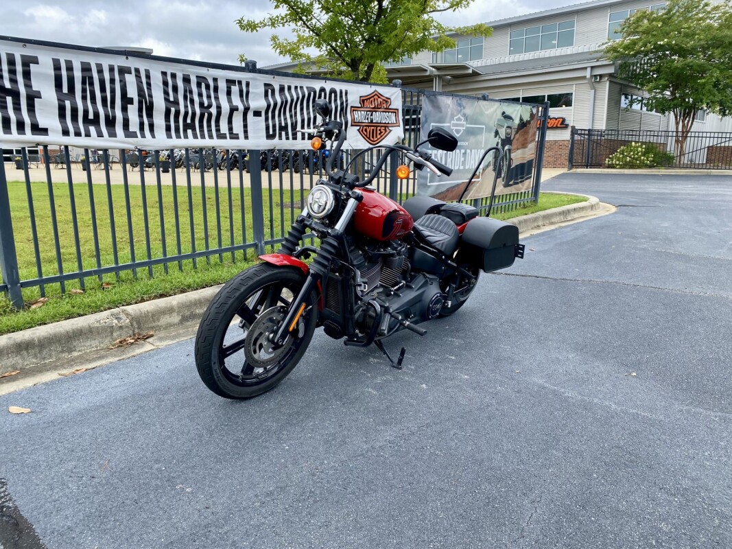 2022 Harley-Davidson Street Bob 114 Redline Red - Photo 3