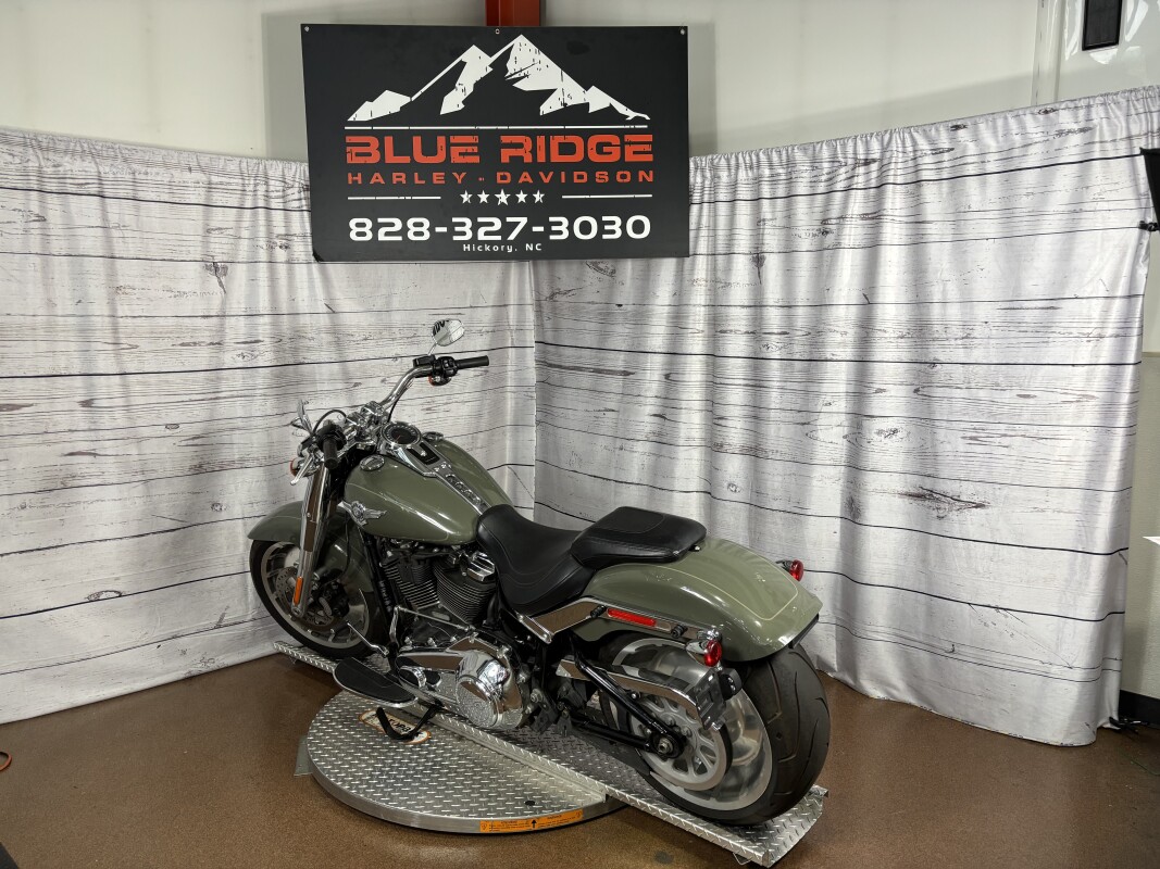 2021 Harley-Davidson Fat Boy 114 – Pre-Owned Power Cruiser at $18,999 - Photo 6