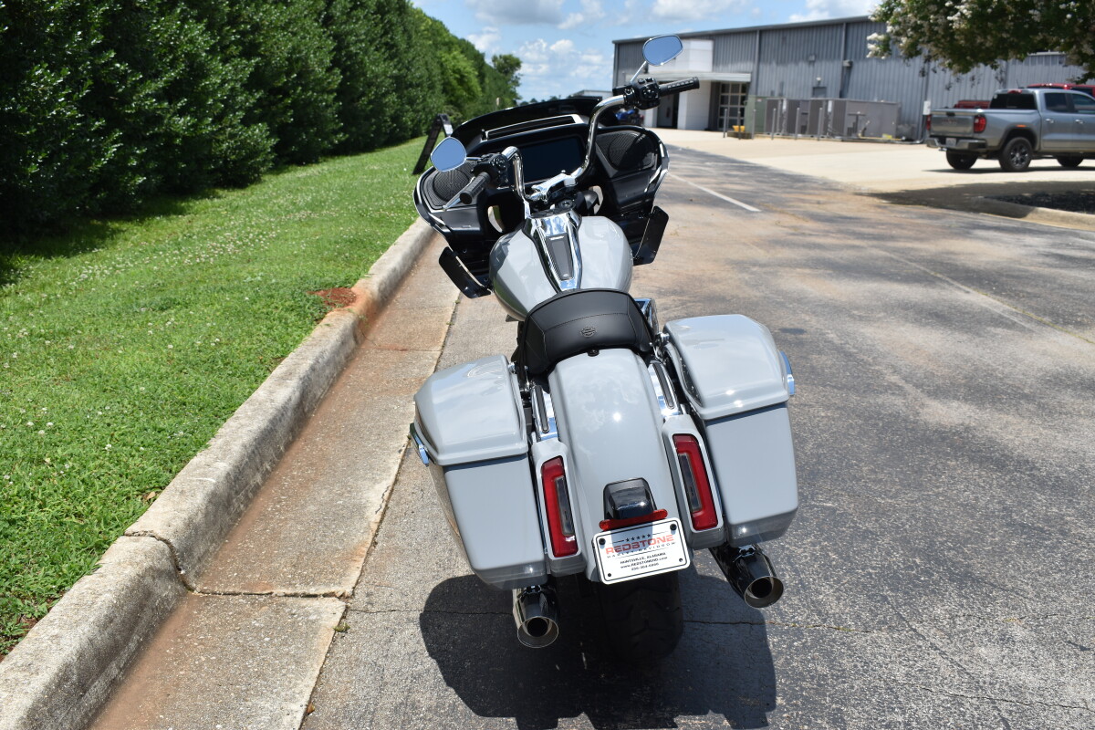 2025 Road Glide – Shark Nose Touring Icon - Photo 7