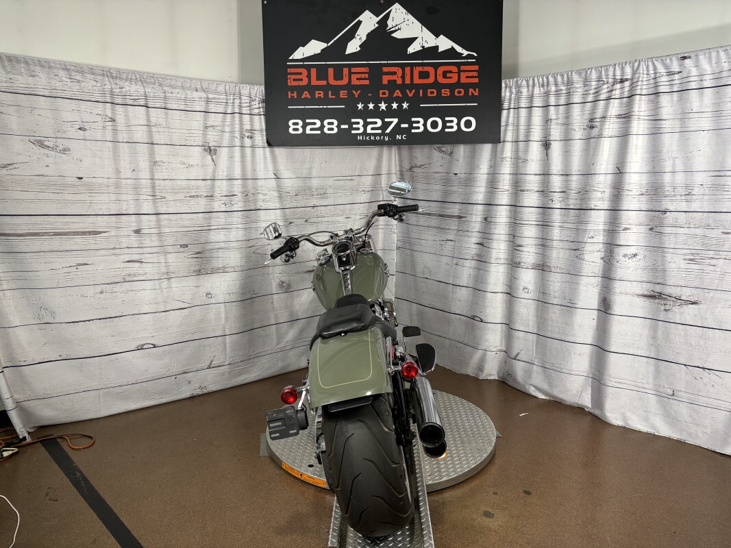 2021 Harley-Davidson Fat Boy 114 – Pre-Owned Power Cruiser at $18,999 - Photo 7