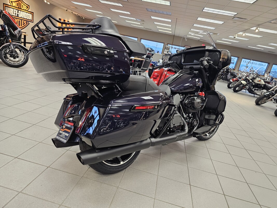 FLHXU 2025 Street Glide Ultra - Photo 8
