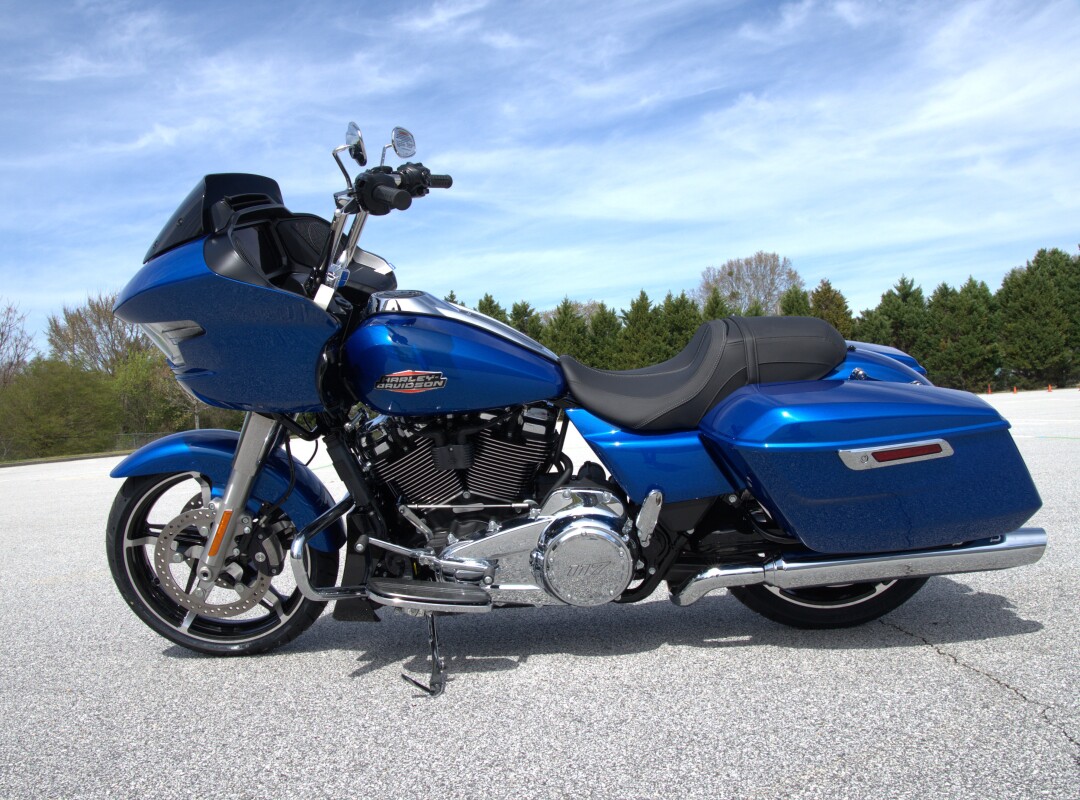 FLTRX 2025 Road Glide - Photo 3