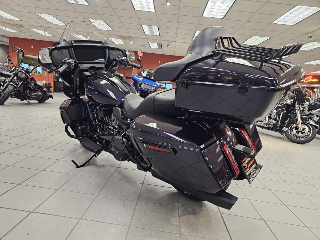 FLHXU 2025 Street Glide Ultra - Photo 6
