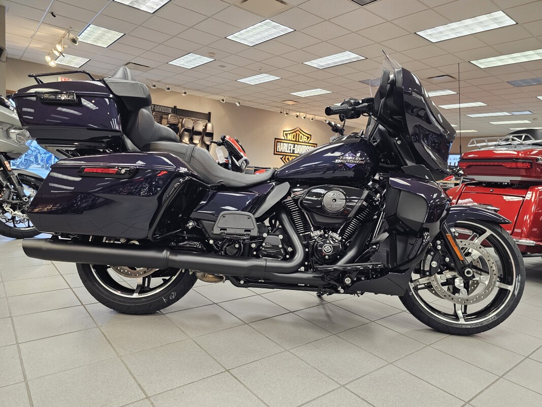 FLHXU 2025 Street Glide Ultra