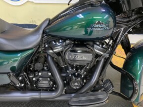 2021 Harley-Davidson® Street Glide® Special Snake Venom - Black Finish thumb 3