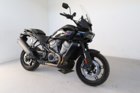 2022 Harley-Davidson® Pan America™ 1250 Special Black thumb 2