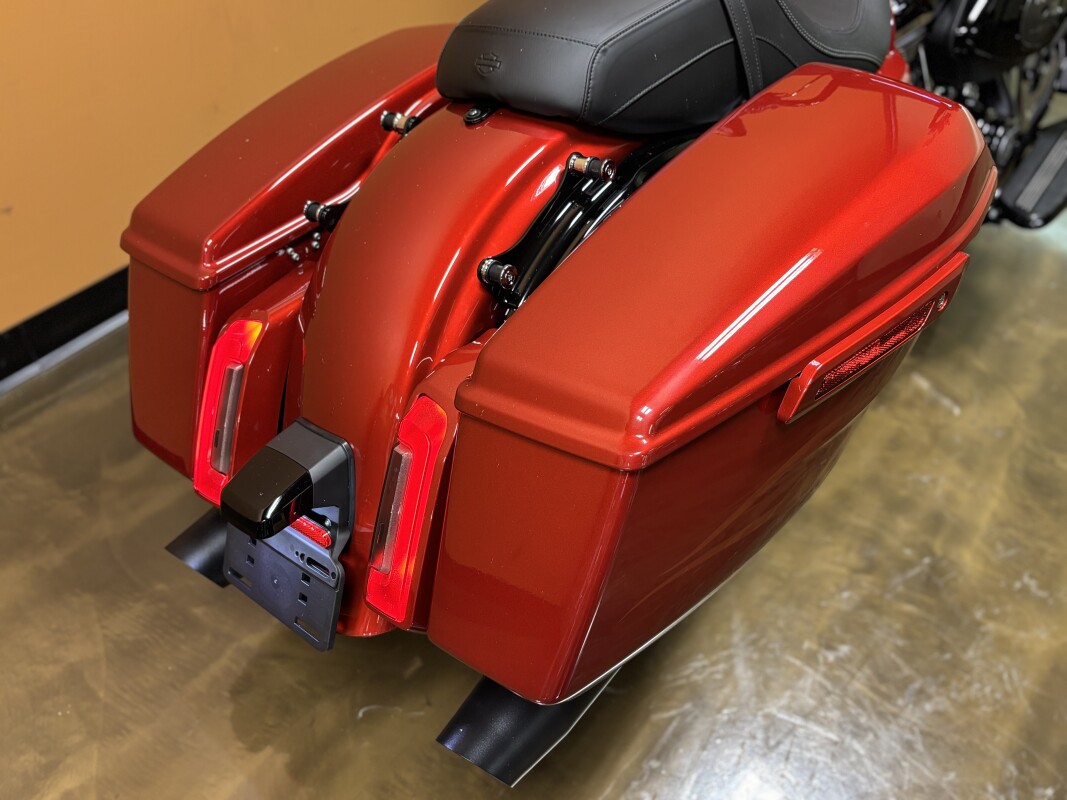 FLTRX 2025 Road Glide - Photo 5
