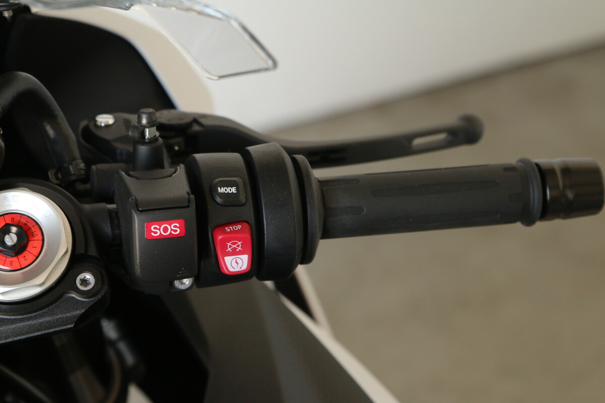 2025 BMW S 1000 RR - Photo 10
