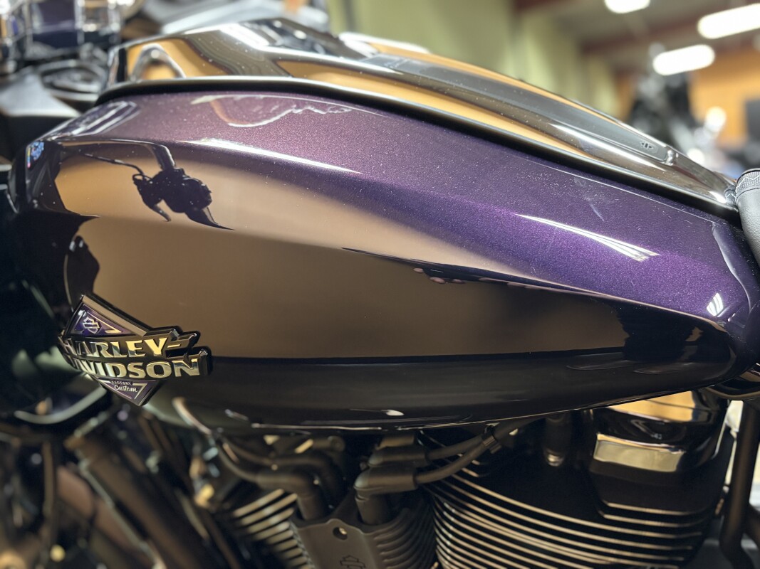 FLTRX 2025 Road Glide - Photo 8