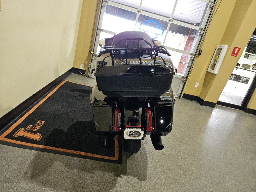 FLHXU 2025 Street Glide Ultra - Photo 4