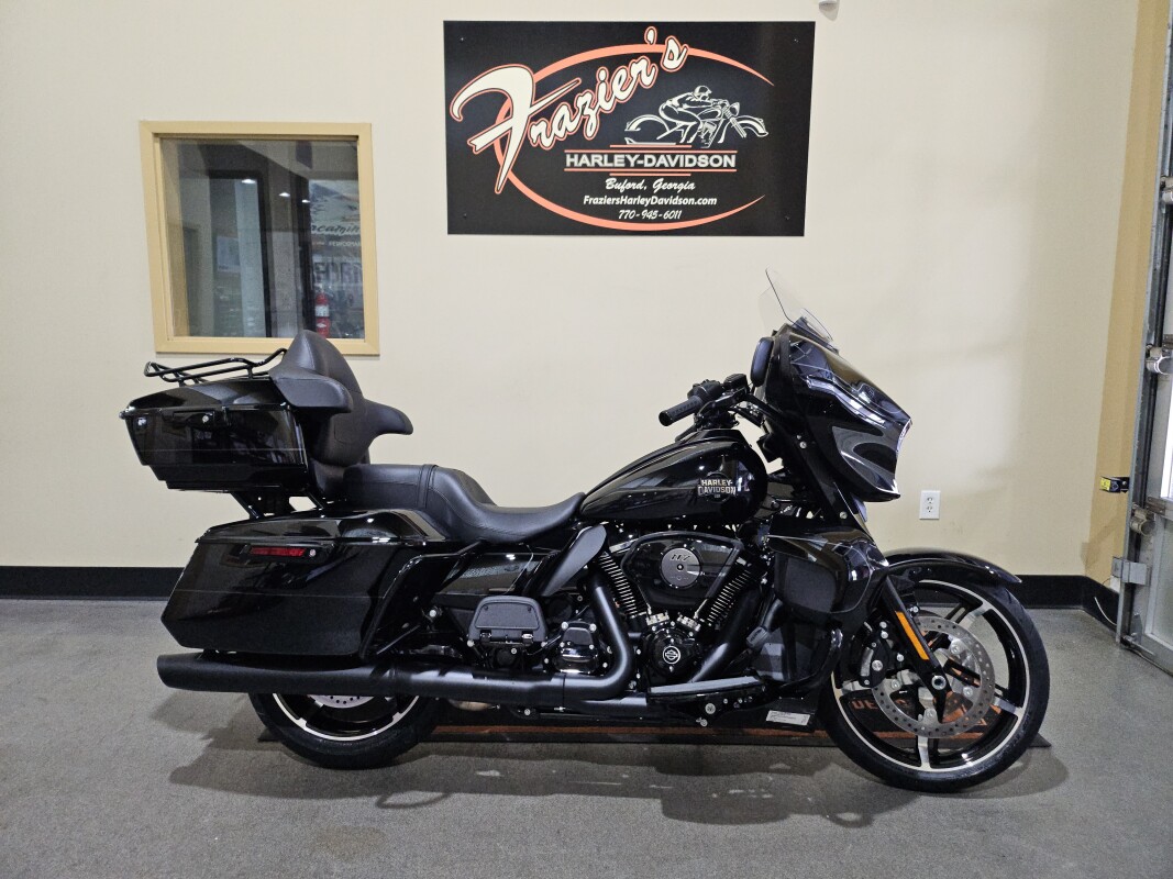 FLHXU 2025 Street Glide Ultra