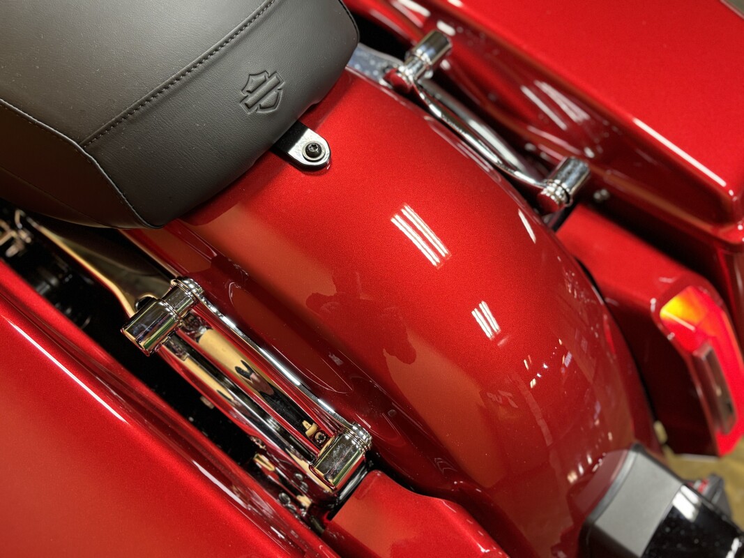 FLHX 2025 Street Glide - Photo 9