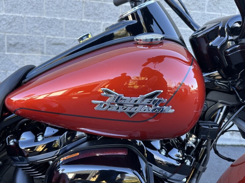 Harley-Davidson Freewheeler 2025 FLRT 84632144 WHISKEY FIRE W/ PINSTRIPE - Photo 8