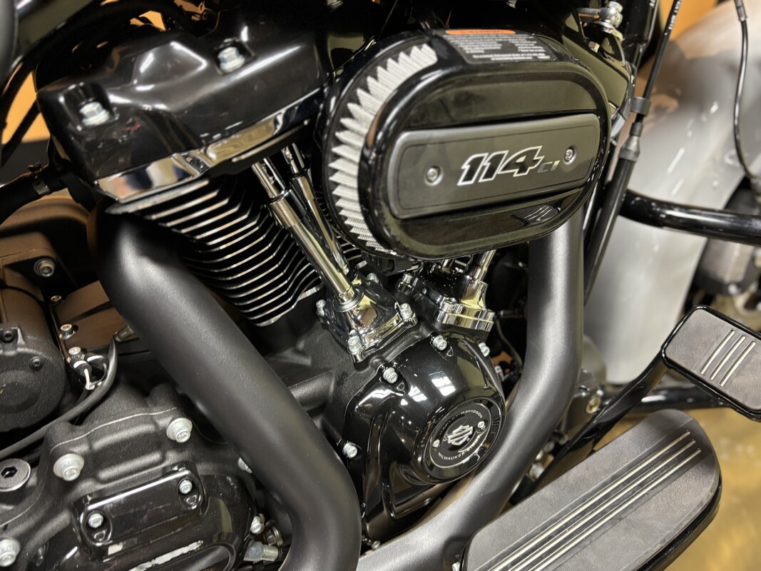 FLHRXS 2025 Road King Special - Photo 10