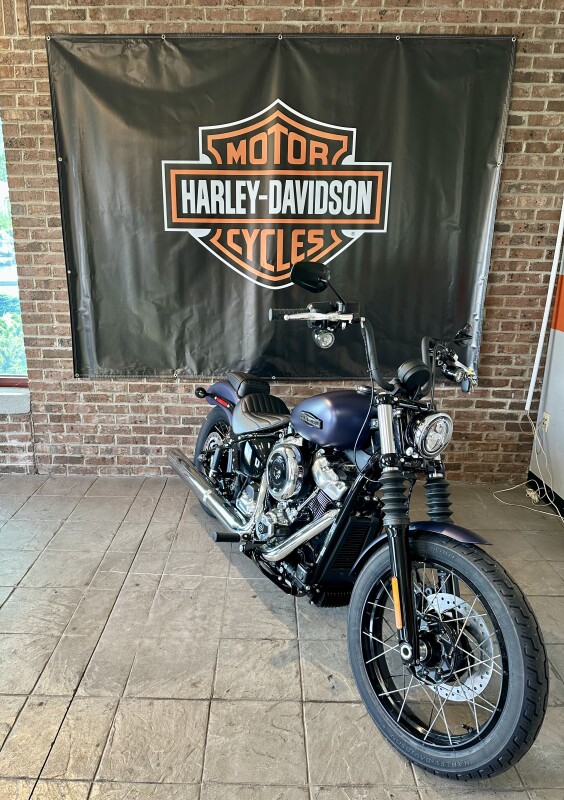 2025 Harley-Davidson Street Bob FXBB Purple Abyss Denim w/Laced Wheels - Photo 6
