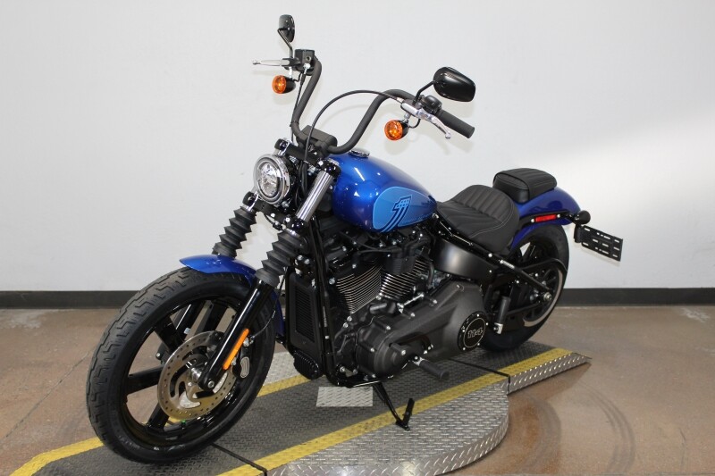Harley-Davidson Street Bob 114 2024 FXBBS 84630707 BLUE BURST - Photo 4