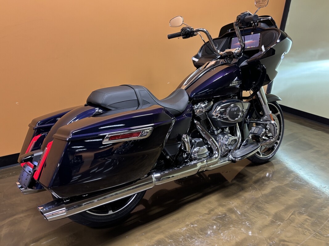 FLTRX 2025 Road Glide - Photo 3