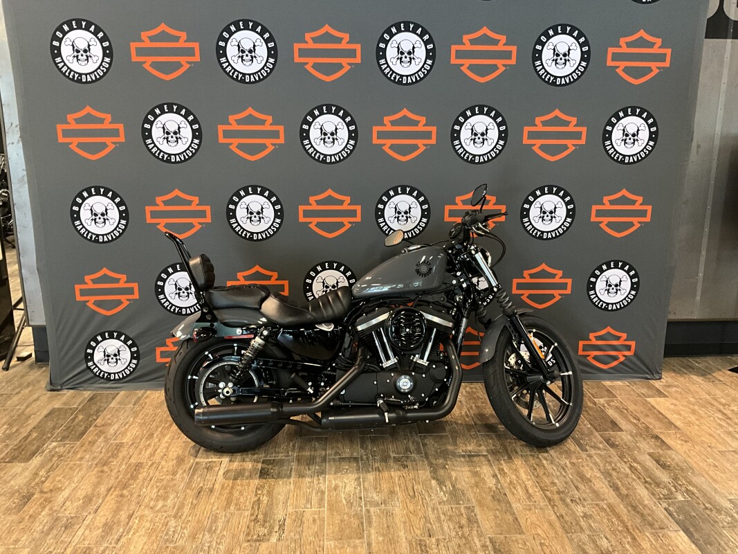 XL 883N 2022 Iron 883<sup>™</sup>