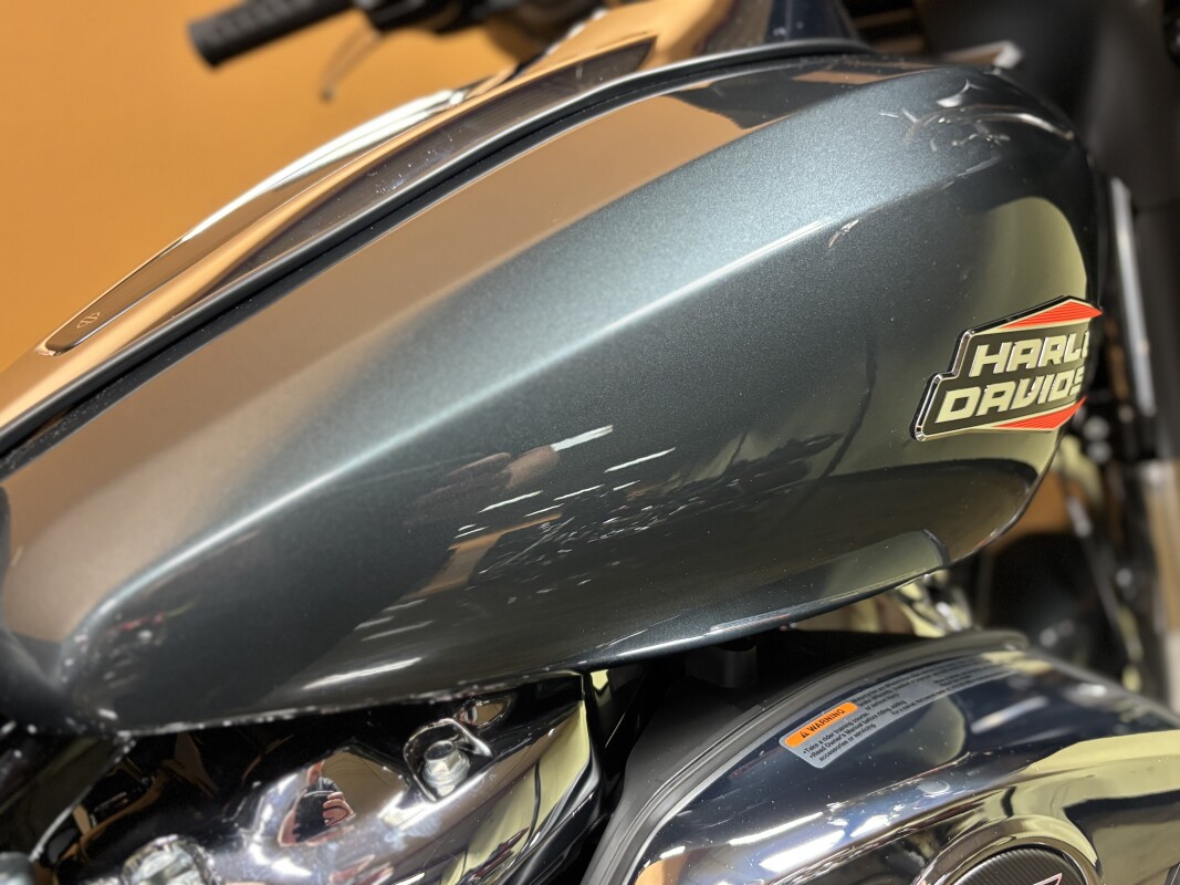 FLHX 2025 Street Glide - Photo 7