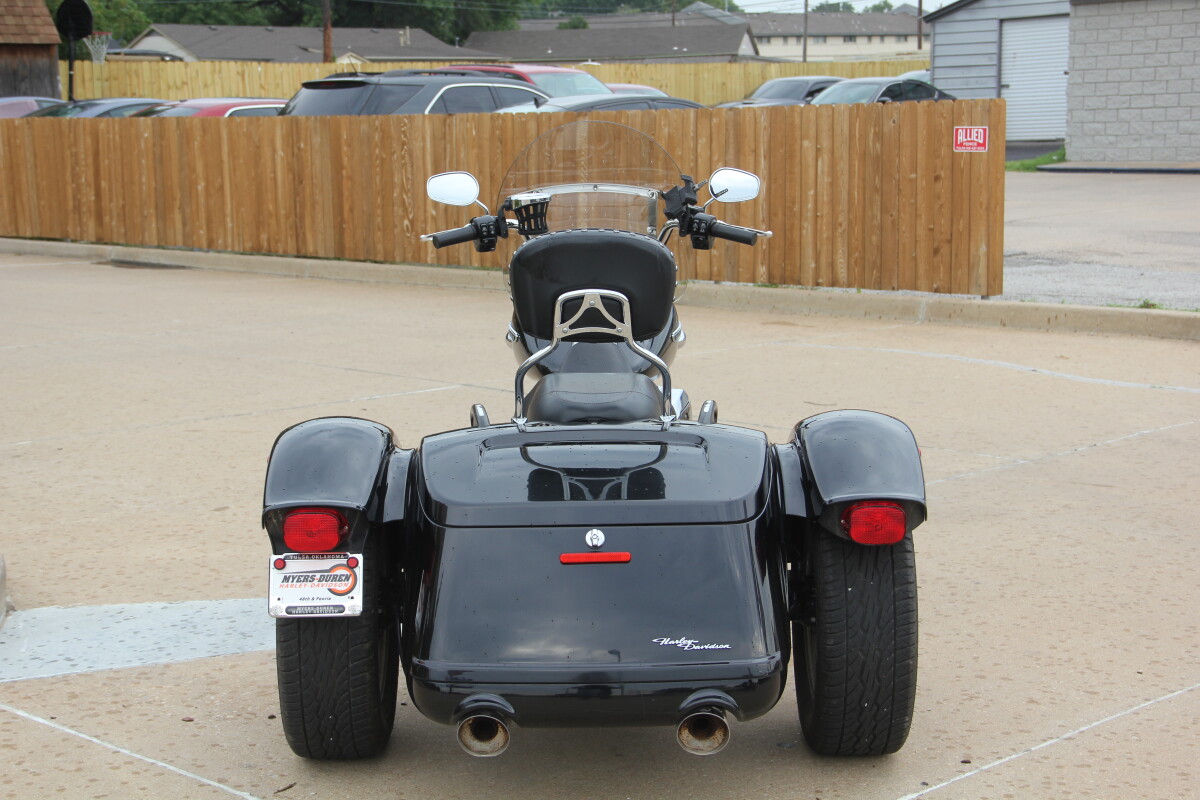 2021 Harley-Davidson Freewheeler Vivid Black - Photo 9