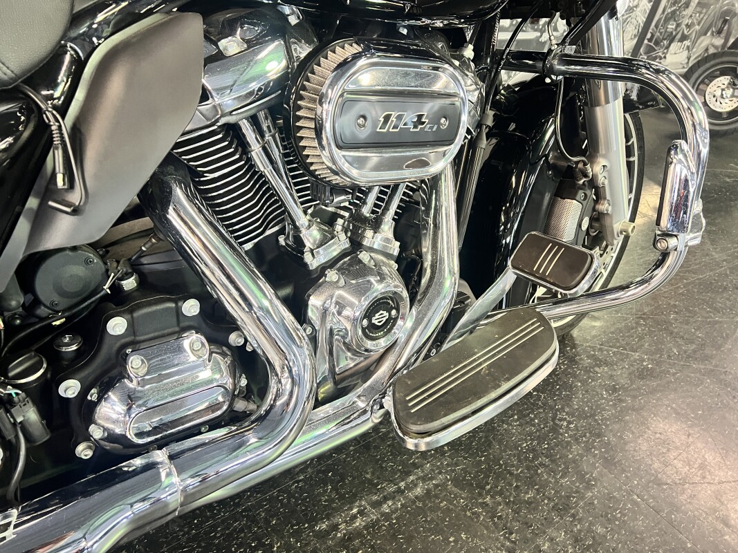 2021 Harley-Davidson Road Glide Special Vivid Black FLTRXS - Photo 10