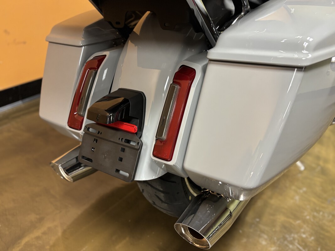 FLHXU 2025 Street Glide Ultra - Photo 7
