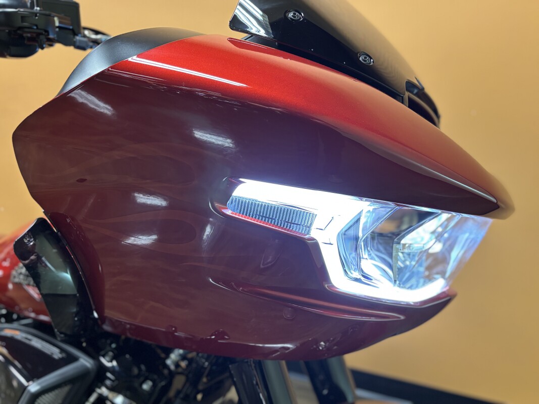 FLTRX 2025 Road Glide - Photo 4