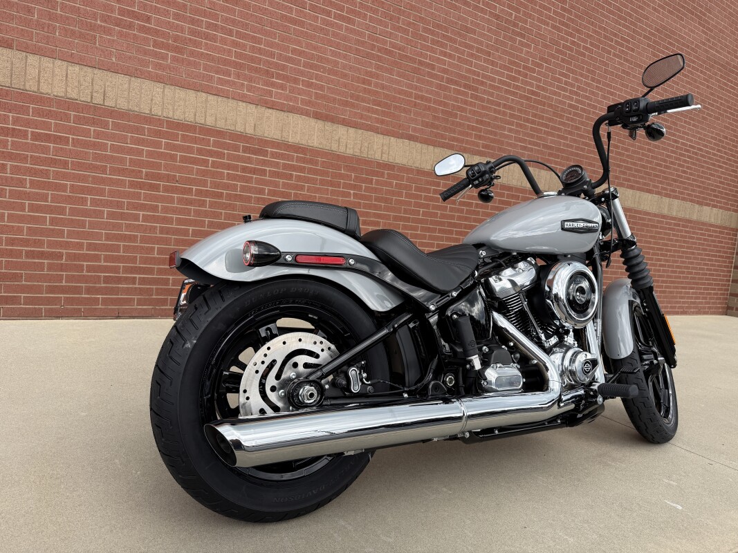 FXBB 2025 Street Bob - Photo 3