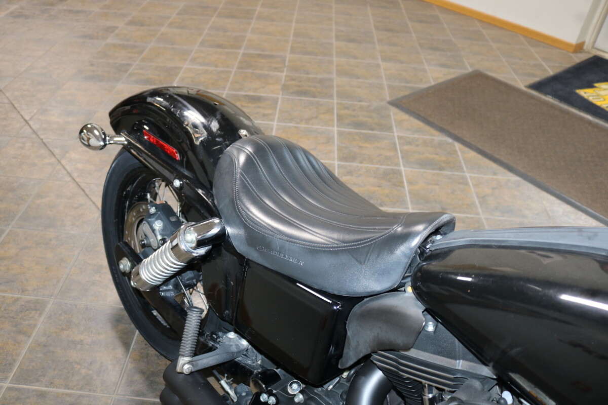 FXDB 2013 Street Bob - Photo 10