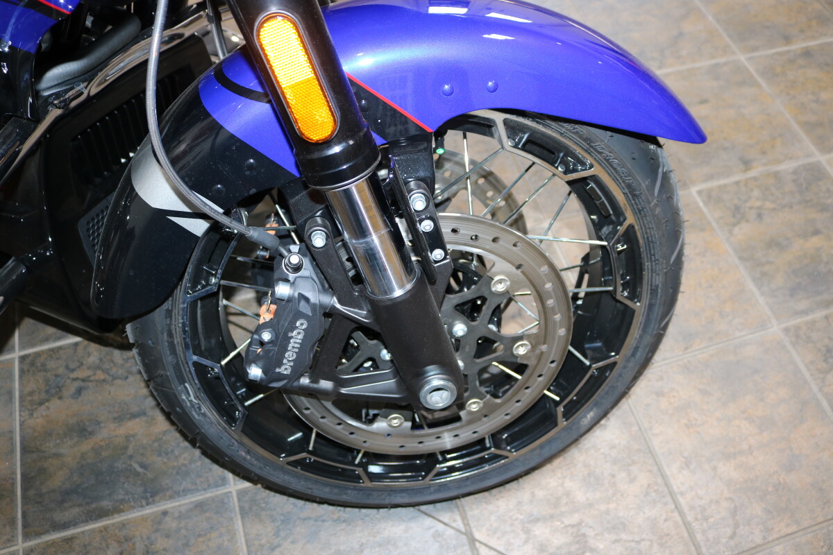 FLTRXSE 2025 CVO Road Glide - Photo 6