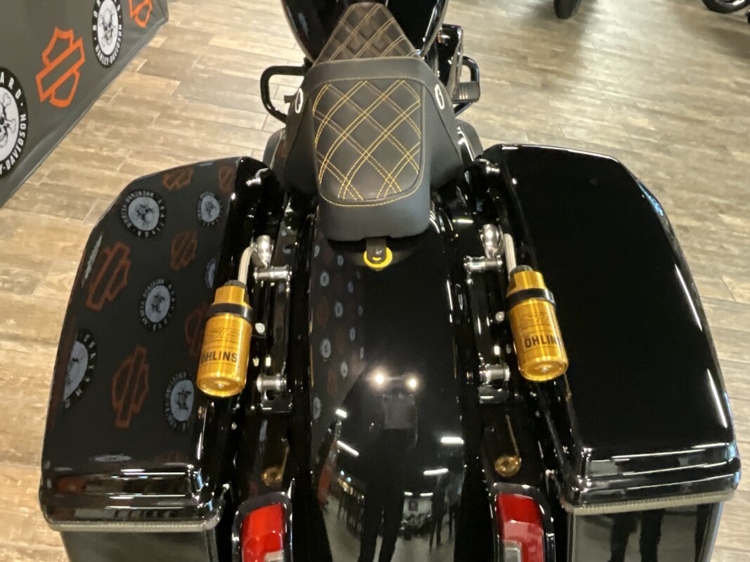 FLTRX 2025 Road Glide - Photo 4
